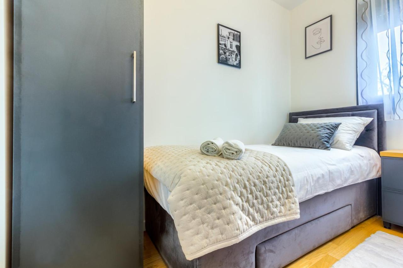 Luxury Apartment Petra Split Bagian luar foto