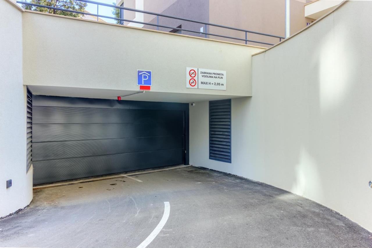 Luxury Apartment Petra Split Bagian luar foto